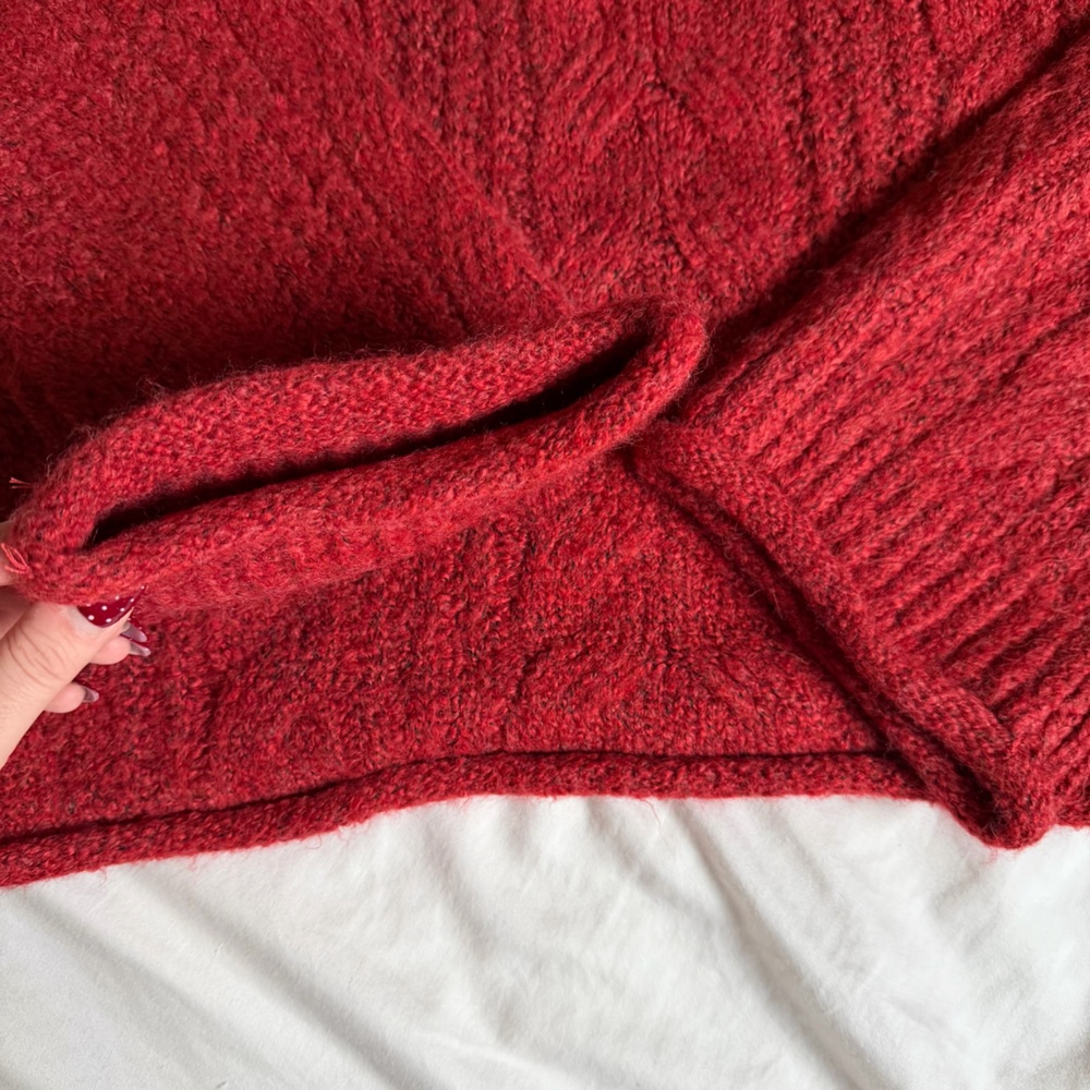 Universal Thread Red Cable Knit Sweater - Picture 4 of 5